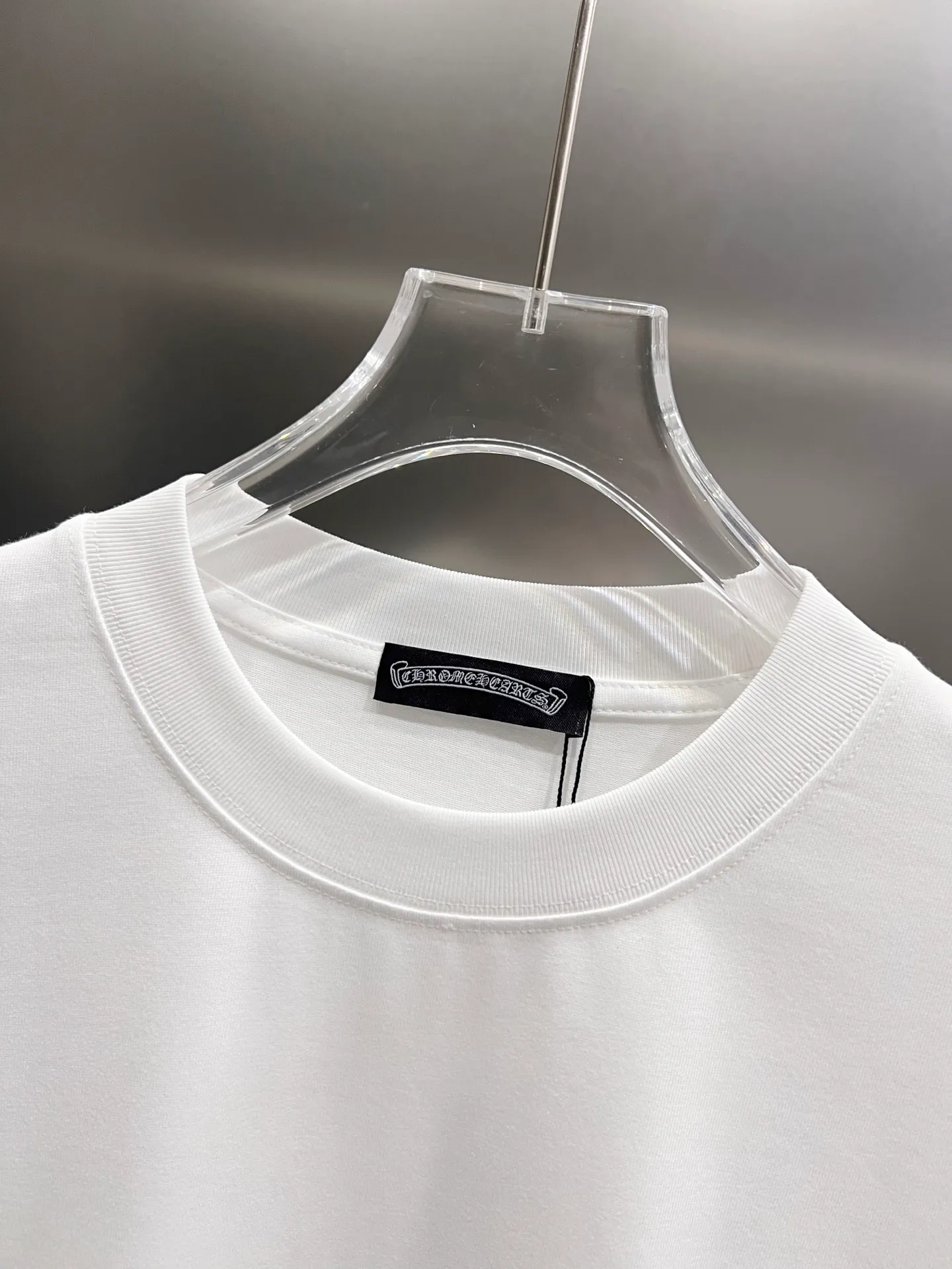 🅿️190 CH Crowe 2025 autumn and winter new short-sleeved T-shirt, cross foam technology + Middle Eastern Australian diamond design technology, the real thing is great🔥Same style for men and women, loose version, size S M L XL XXL five sizes black white
